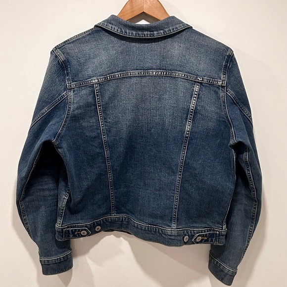 Lucky Brand Tomboy Trucker Women's Denim Jacket - Medium - Blue Vintage Wash - Picture 4 of 9
